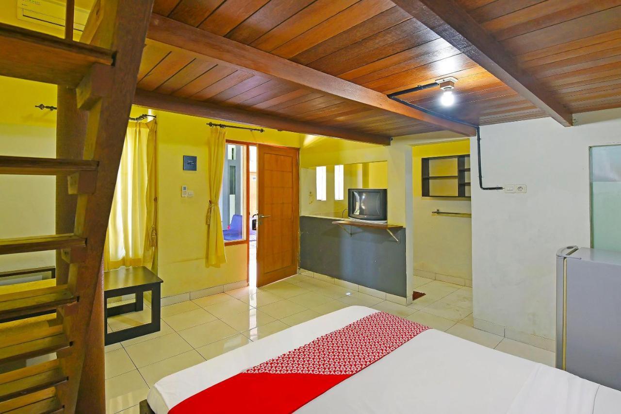 Super Oyo 91495 Hotel Indah Residence Dempasar Exterior foto